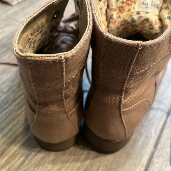 Women’s Skechers ankle boots - Picture 5 of 7